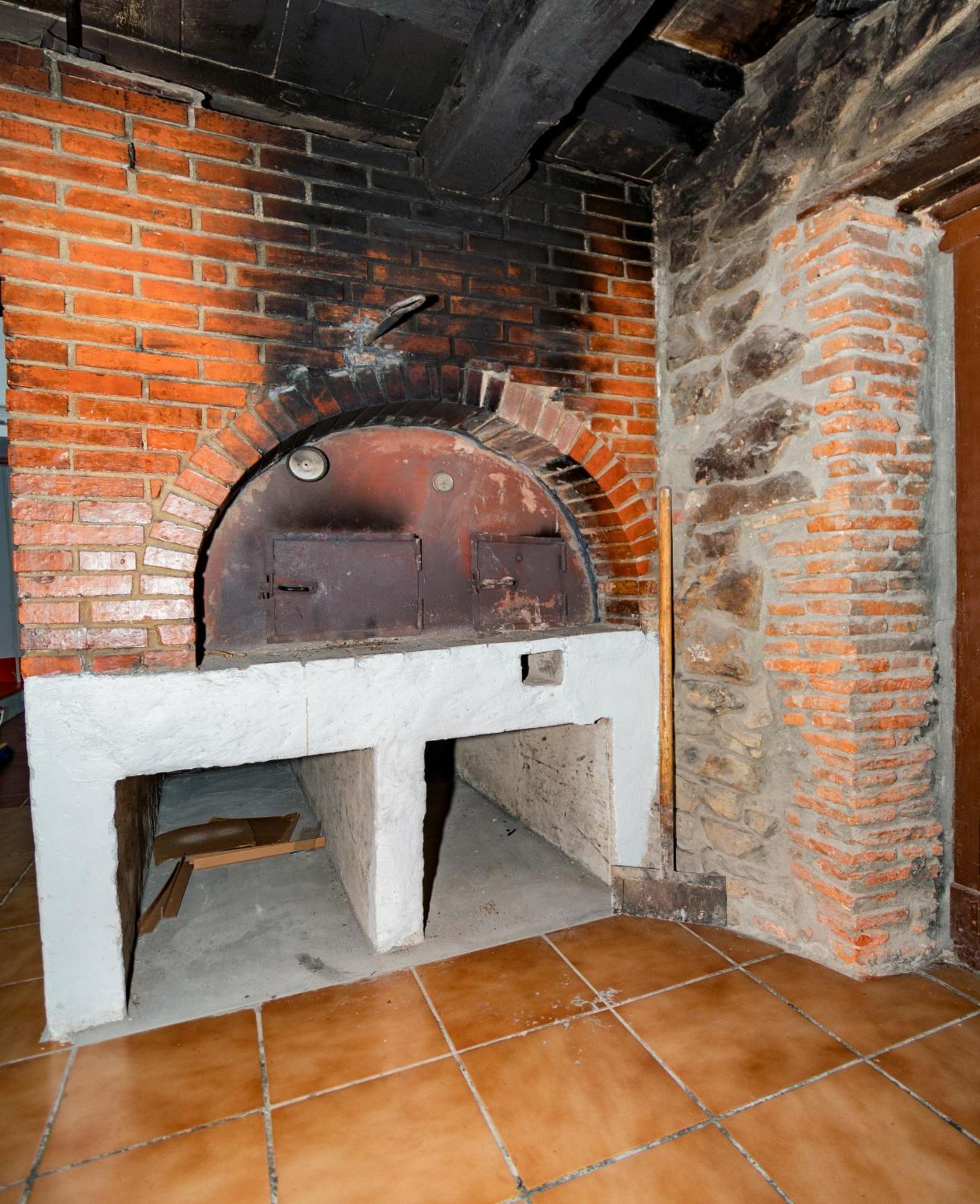 Albergue Santa Marina Buelna Exteriör bild