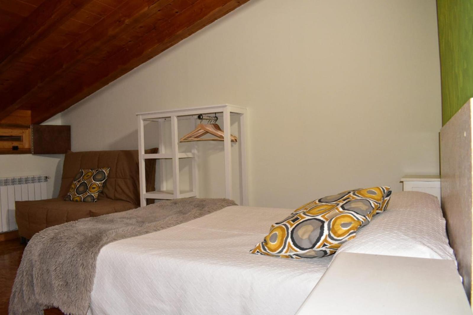 Albergue Santa Marina Buelna Exteriör bild